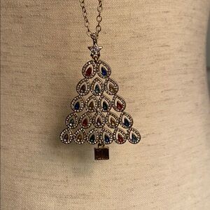 Belk Piper K✨Gold-Tone Multicolor Crystal🎄Christmas Tree Necklace